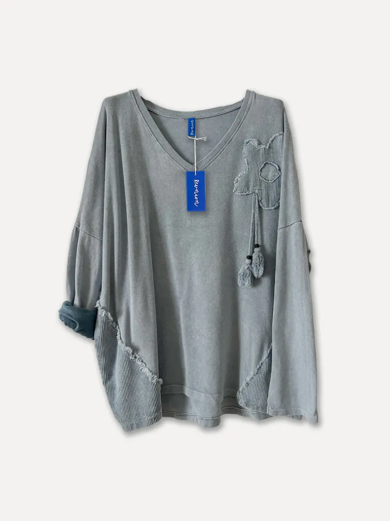 4938 - Flower Tassel College Tee, Grey