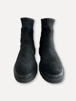 Lisa Boots, Black