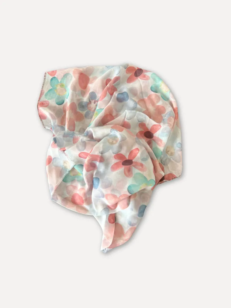 Mary Q Flowers Scarf, Pink