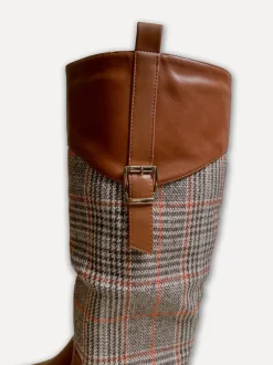 New England Boots, Vintage Brown