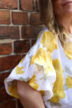 Rosy Balloon Shirt, White/Sunflower