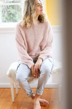 72610 - Round Neck Spring Sweater, Dusty Pink